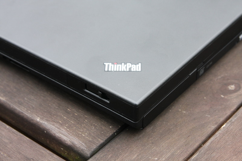 Datei:Thinkpad Logo zugeklappt.jpg