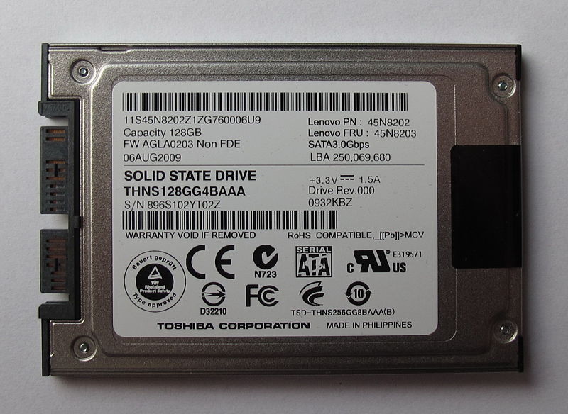Datei:SSD Toshiba THNS128GG4BAAA.jpg
