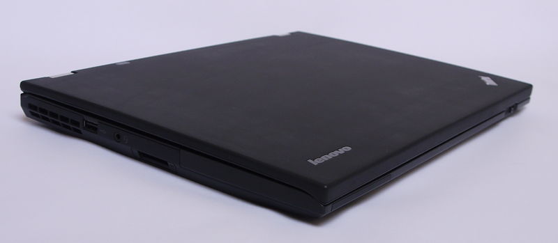 Datei:ThinkPad T400s vorn links.jpg